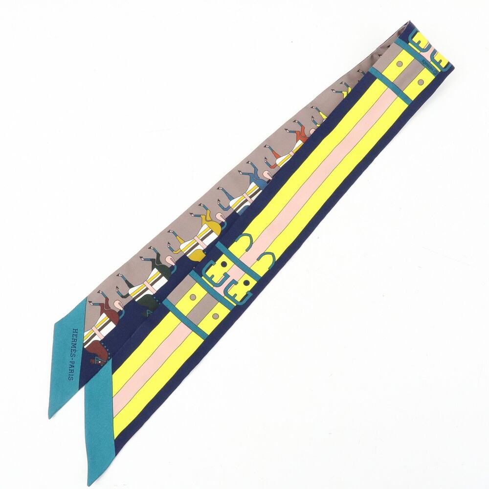 6645 - Hermes 100% Twilly Scarf Rocabar